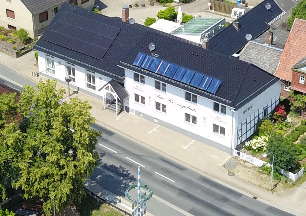 Hotel Am Rosenplatz,24 Stunden Check In, Kostenfreie Parkplaetze Brechtorf Exterior foto